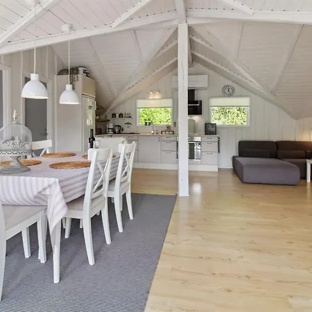 度假居 Helke - 30km From The Sea By Interhome